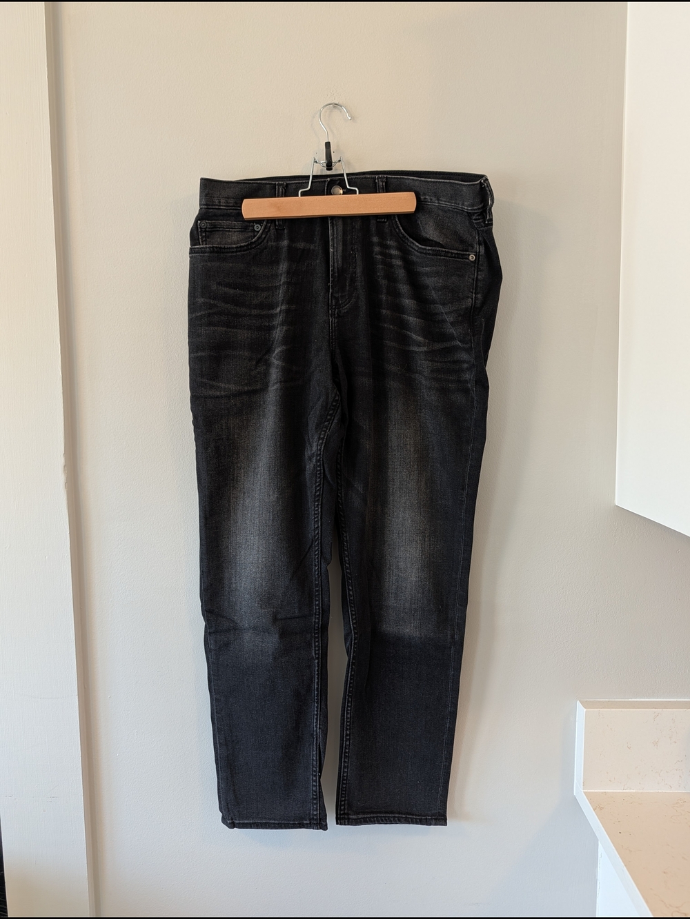 Banana Republic 34x30 Men's Black Washed Travel Jeans